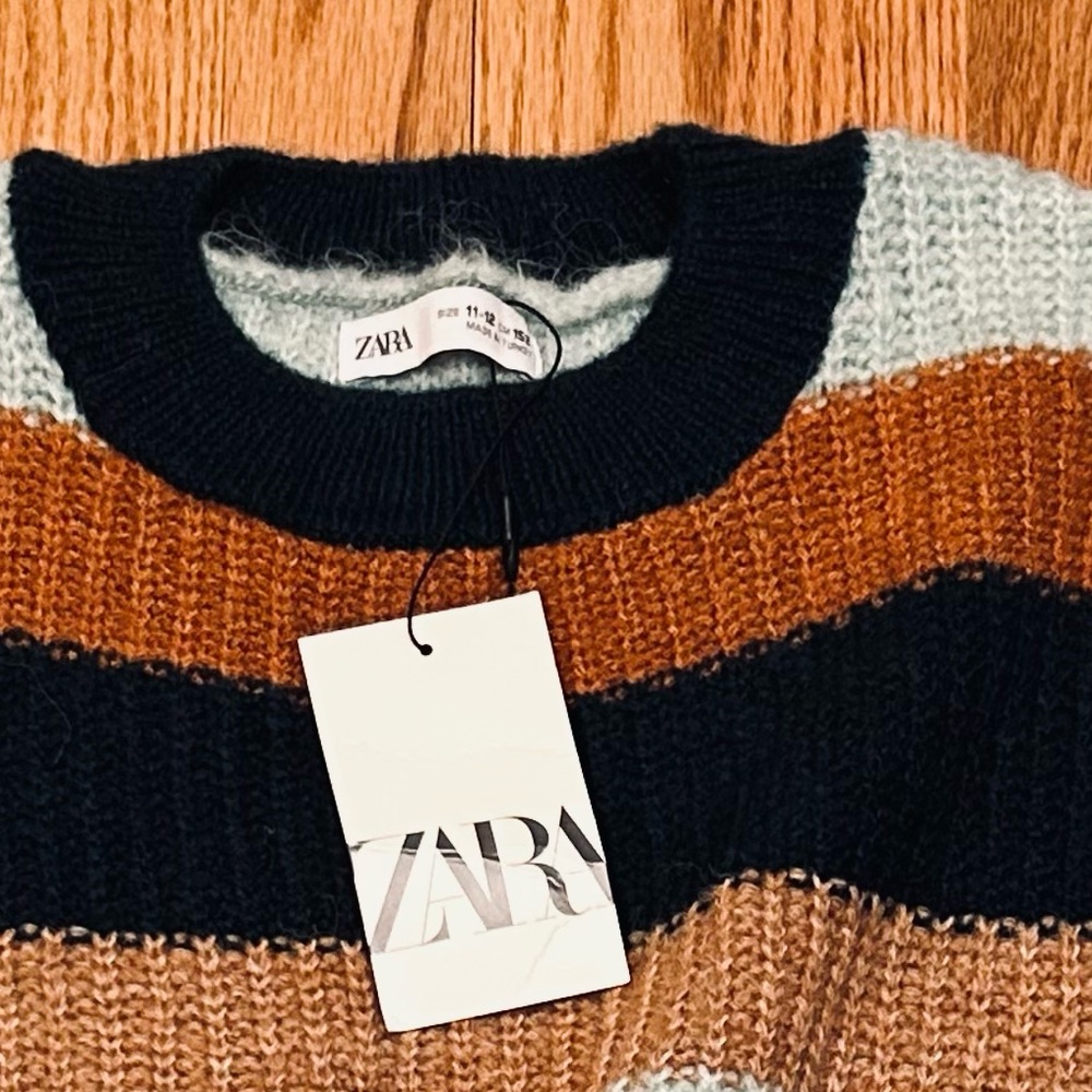 Zara Sweater - Picture 7 of 7
